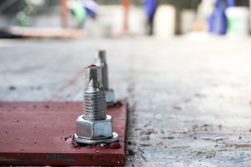 รูเพลทไม่ตรงกับ J Bolt